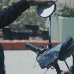 Držač mobitela za motor