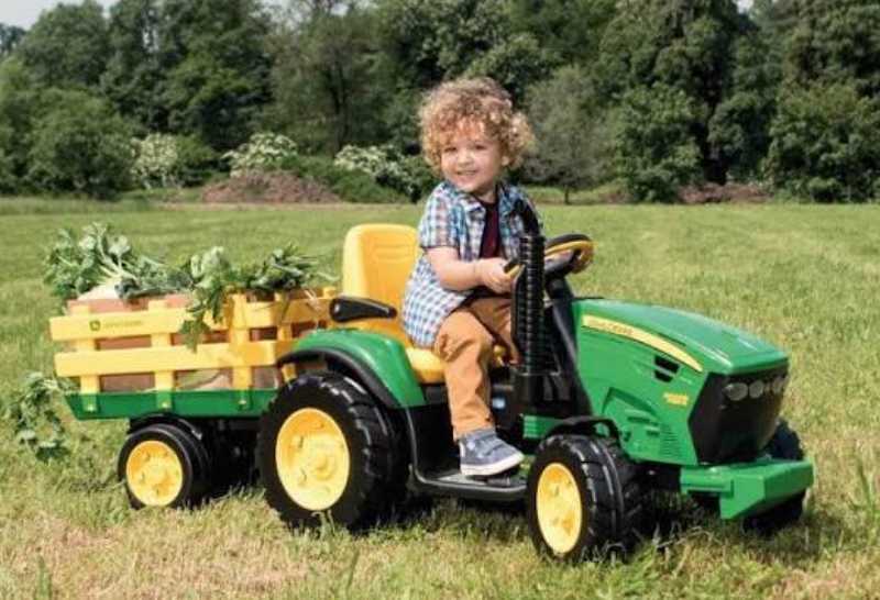 traktor na pedale
